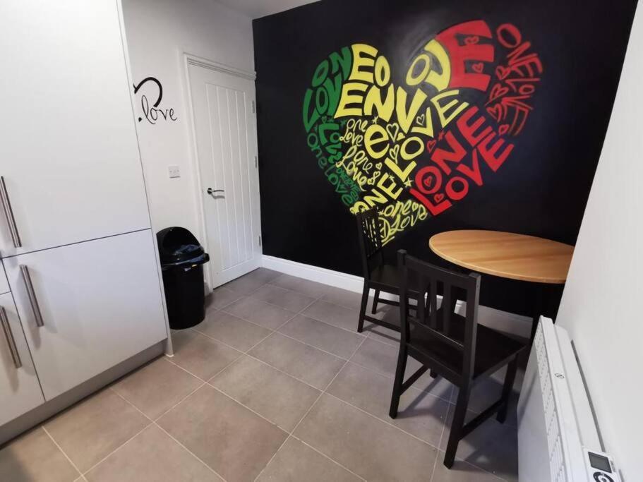 The Bob Marley 'one Love' Apartment, Relaxed Vibes Apartment Liverpool